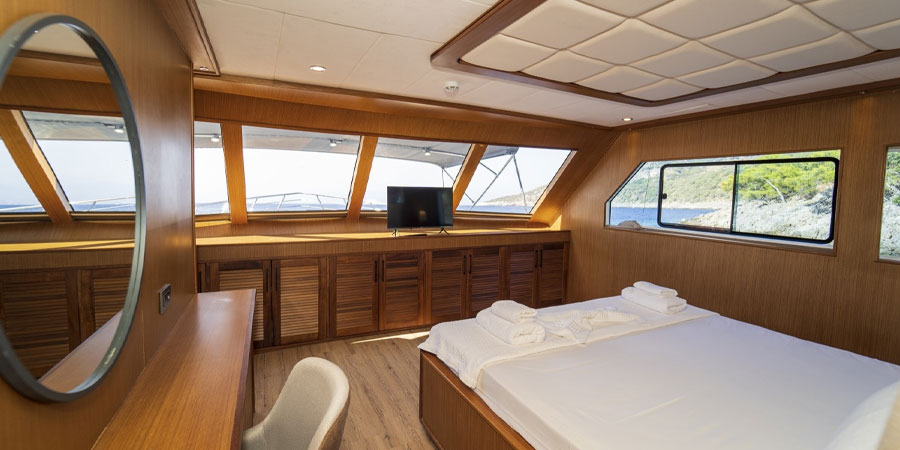 Lila Trawler Motor Yacht